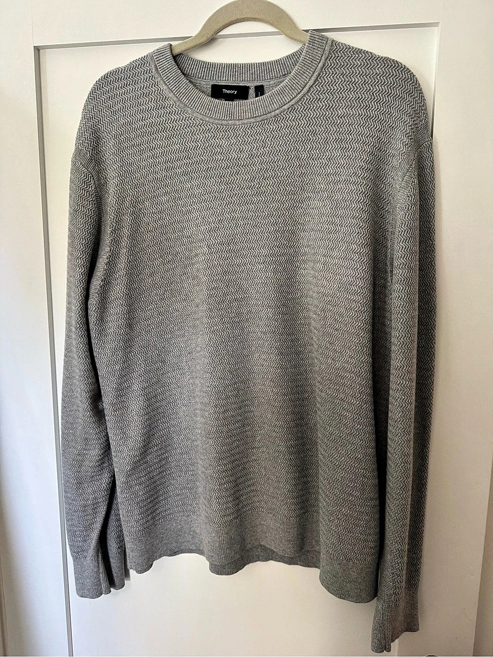 Theory Men’s Gray Textured Knit Crewneck Sweater XL